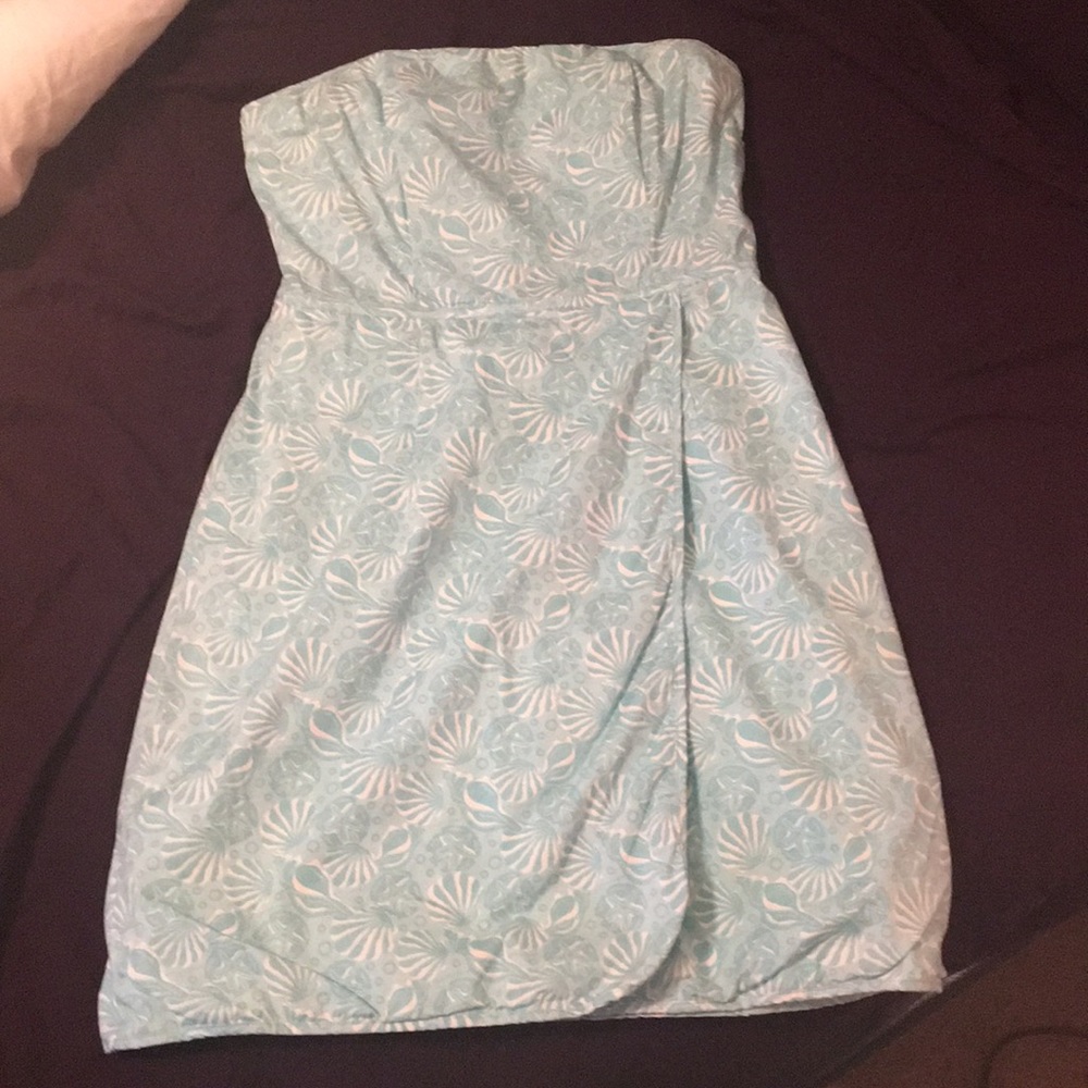 Vineyard vine dress